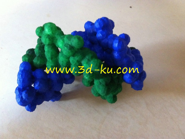DNA 双螺旋结构模型的图片1