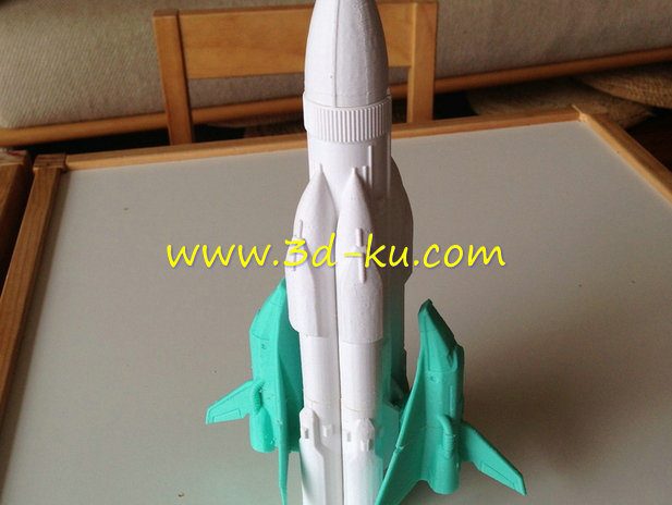 航天飞机火箭连接器模型的图片1
