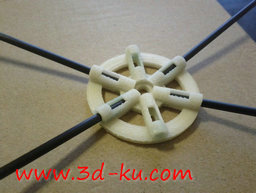 3D打印模型直升机训练齿轮轮毂的图片