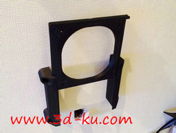 3D打印模型壁挂监控器安装架的图片