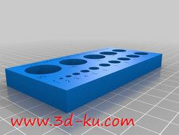 3D打印模型不同大小的螺母孔的图片