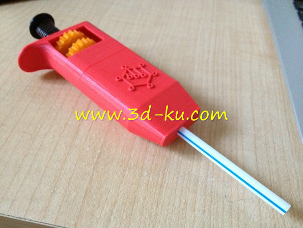 可调节音量稻草移液器模型的图片1