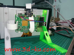 3D打印模型悬钩子相机底座的图片