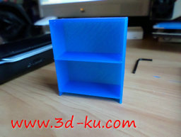 3D打印模型娃娃屋的小书柜，与实的图片