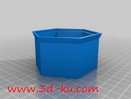 3D打印模型螺栓的铅笔盒的图片