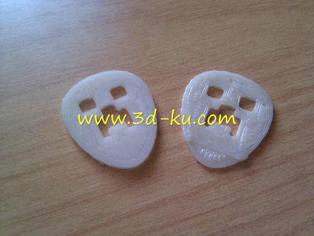 不再是单一的一片拨片模型的图片1