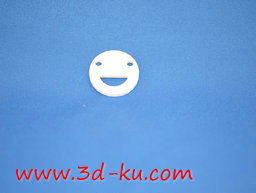 3D打印模型一个小硬币形的笑脸的图片