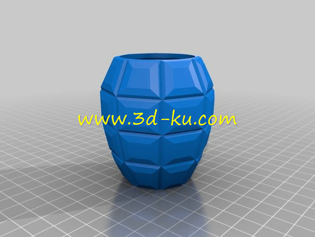 手雷造型的瓶子模型的图片3