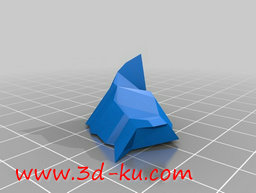 3D打印模型手持双刀的异形虫王的图片