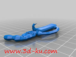 3D打印模型手持双刀的异形虫王的图片