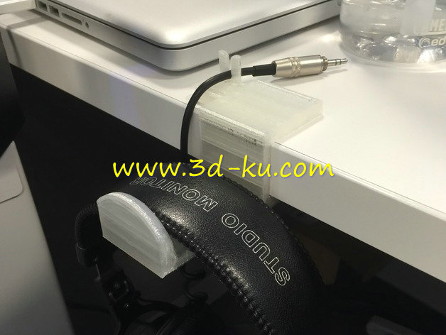 办公桌耳机支架模型的图片1