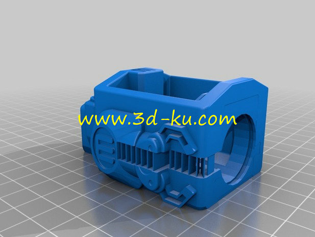 带发条的机器人模型的图片3