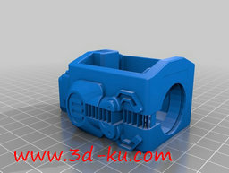 3D打印模型带发条的机器人的图片