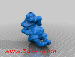3D打印模型挖鼻孔的小老人的图片