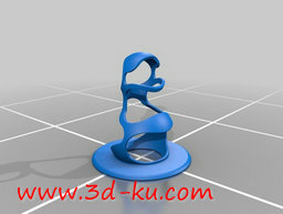 3D打印模型放在鱼缸里的装饰的图片