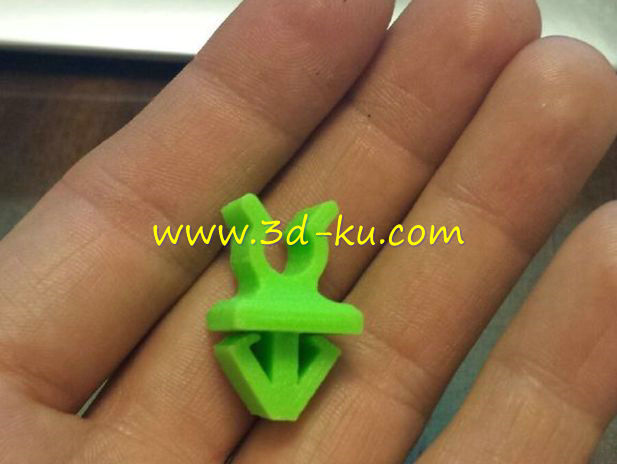 汽车引擎盖模型的图片1