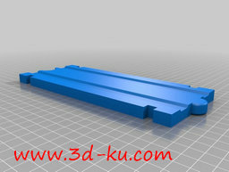 3D打印模型列车的间隔轨道的图片