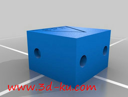 3D打印模型蓝点机器人的图片