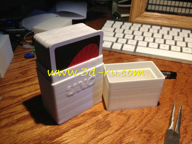 3D打印模型之纸牌盒的图片1
