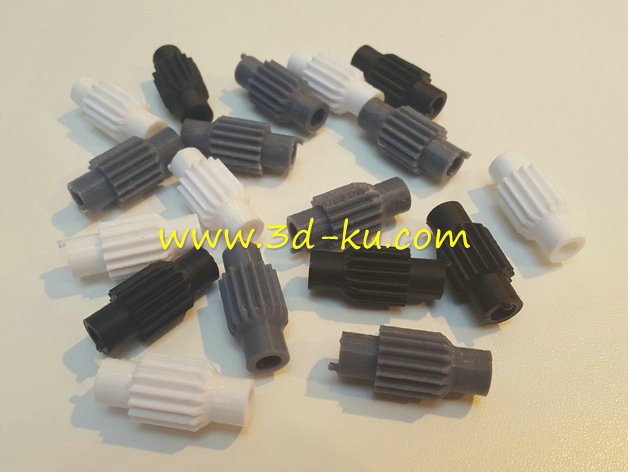 终结者游戏枪齿轮模型的图片1