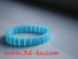 3D打印模型刻字手镯的图片