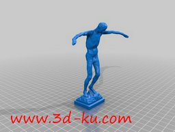 3D打印模型一位男子张开双臂站立的图片