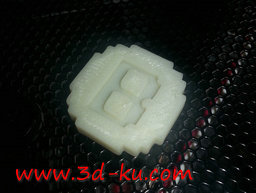 一款比特币模型的图片