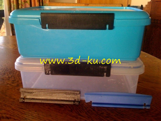 紧扣餐盒开口部分模型的图片1