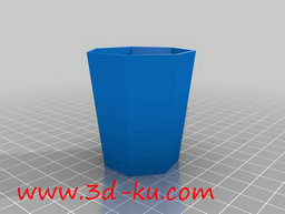 3D打印模型多边的酒杯的图片