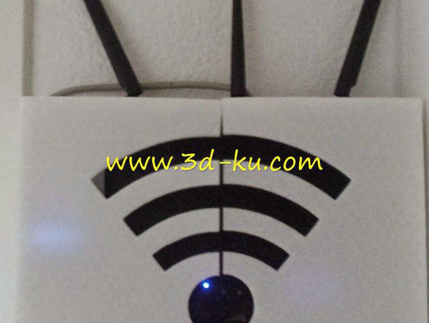 WiFi 路由器内阁模型的图片1