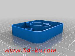 3D打印模型下面是磁铁，可以容纳的图片