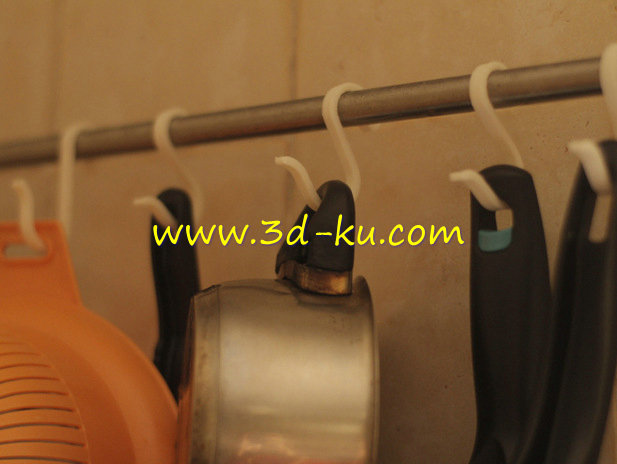 一些有孔的锅碗瓢盆都模型的图片1