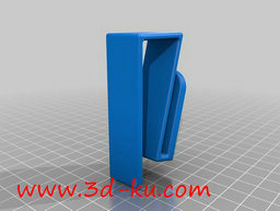 3D打印模型挂在橱柜的门上，勾上的图片