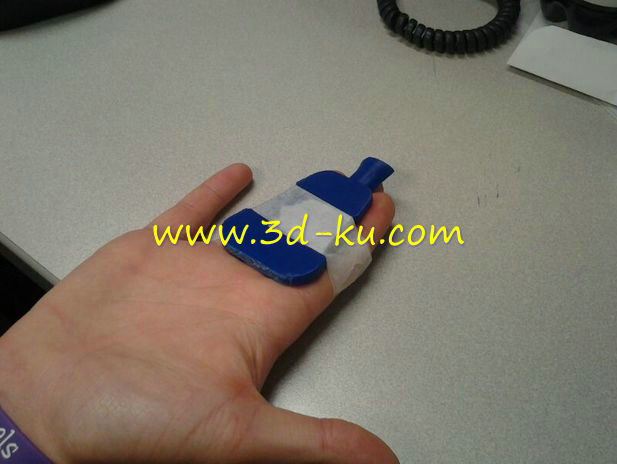 固定受伤手指夹板模型的图片1