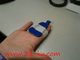 3D打印模型固定受伤手指夹板的图片