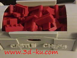 3D打印模型放置各种玩具的城堡样式箱子的图片
