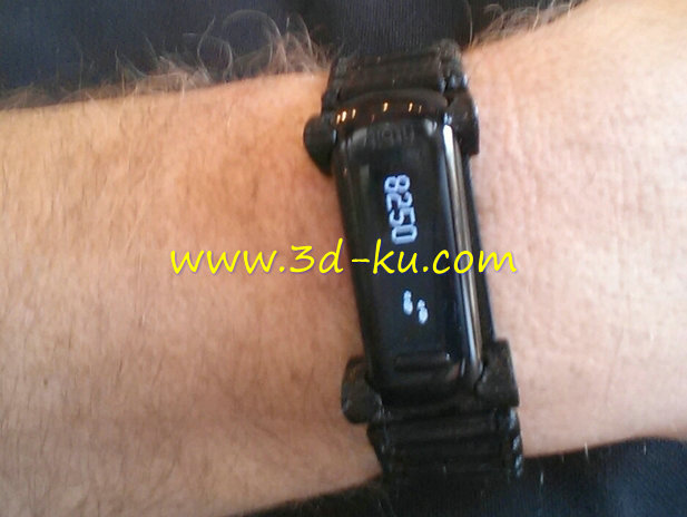 一款用于连接手表的腕带模型的图片1