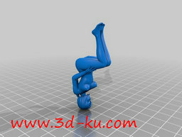 3D打印模型坐着的女人陶俑的图片