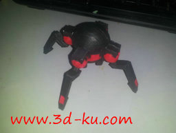 3D打印模型恐怖的机器人的图片