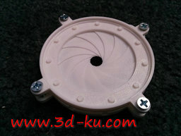 3D打印模型相机的机械虹膜光圈的图片