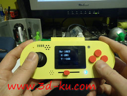 3D打印模型手柄遥控器的图片