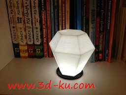 3D打印模型迷人LED小台灯的图片