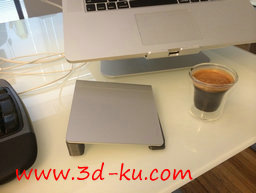 3D打印模型手写板放置架的图片