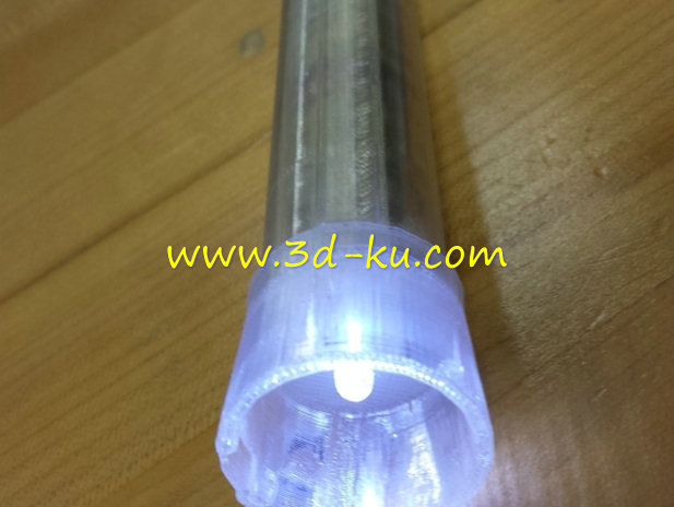 自制手电筒模型的图片1