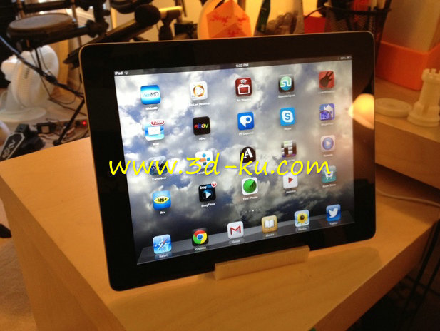 方便携带的ipad支架模型的图片1