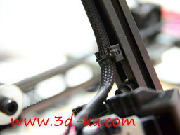 3D打印模型铝挤压电缆夹的图片