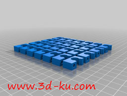 3D打印模型固定在墙上的电缆夹的图片