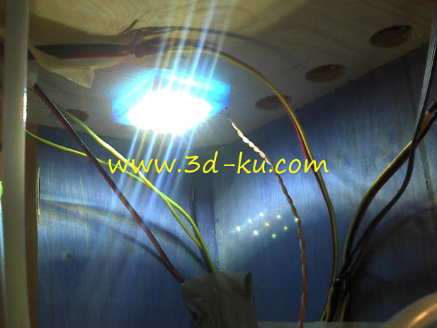 简单的LED灯箱模型的图片1