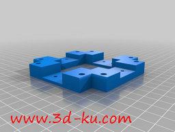3D打印模型四角飞行器的主构架制成的飞行器的图片