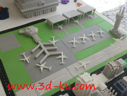 3D打印模型模拟飞机坪的图片